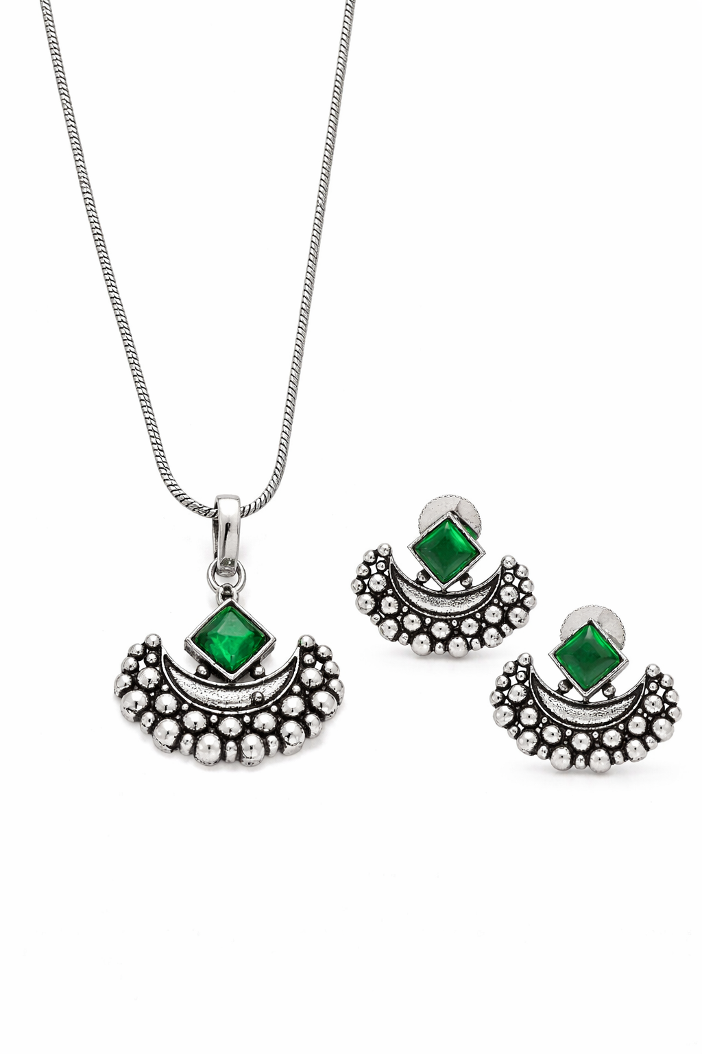 OXIDIZED SILVER CHAIN PENDANT WITH EARRING