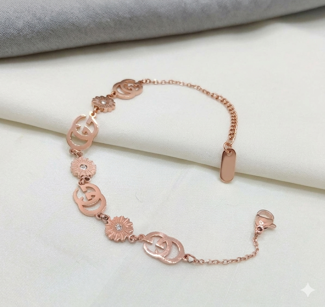 Ad gold plated premium quality adjustable chain bracelet - Image 2