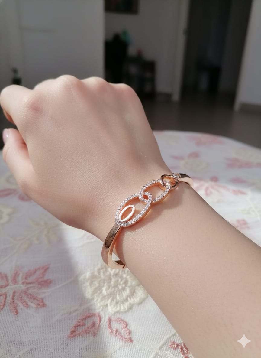 Gold plated openable bracelet - Image 2