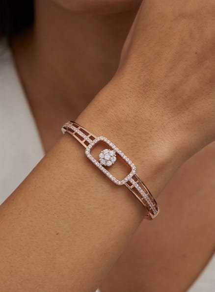 GOLD PLATED OPENEABLE BRACELET - Image 2