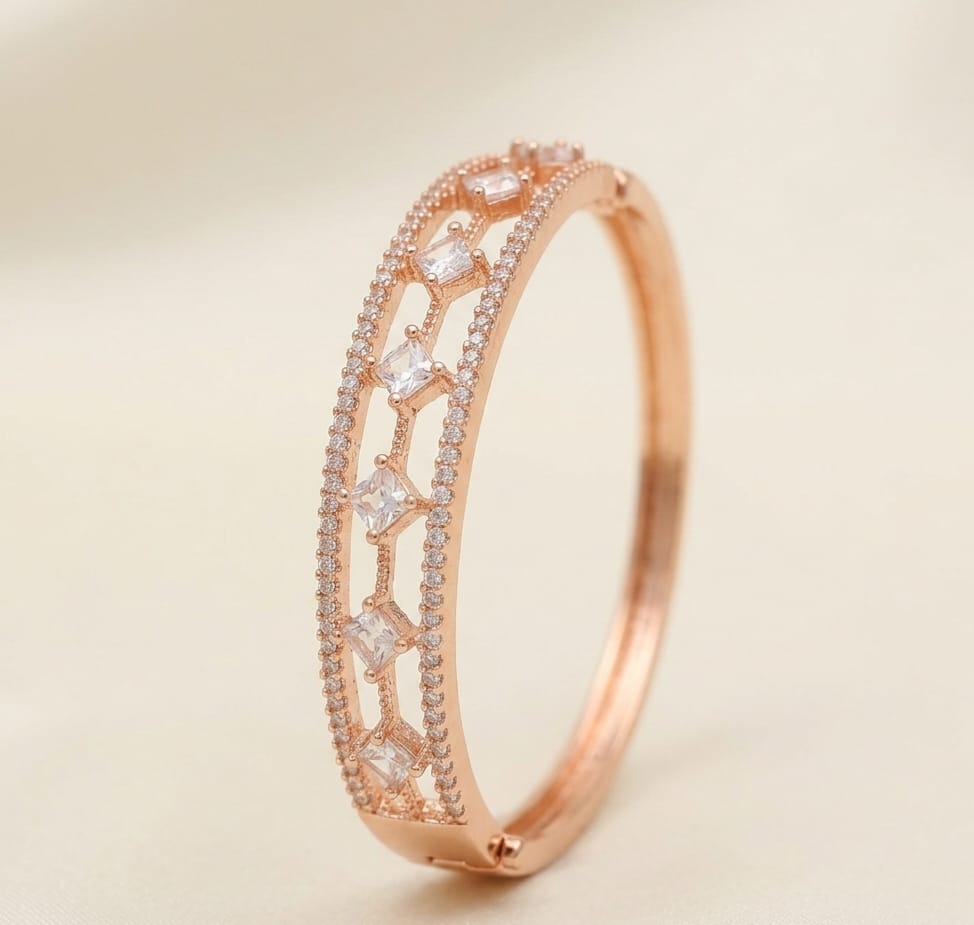 Gold Plated Openable Bracelet