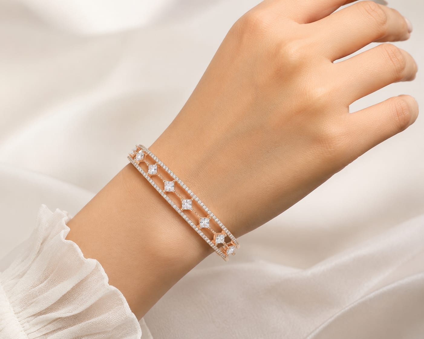 Gold Plated Openable Bracelet - Image 2