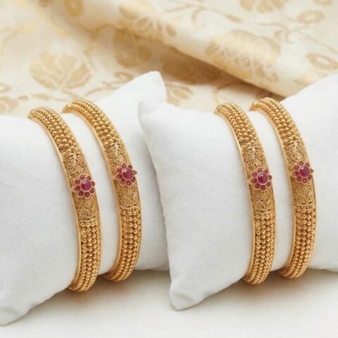 DESIGNER GOLD 4 SET PLATED BANGLES