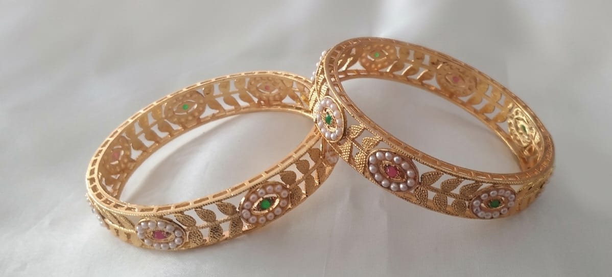 RAJWADI DESIGNER BANGLES