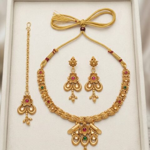 HIGH GOLD NECKLACE EARRING WITH MANGATIKA