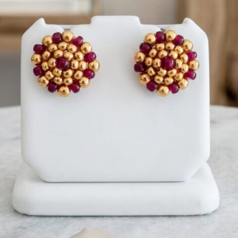 THUSHI STUD EARRRING