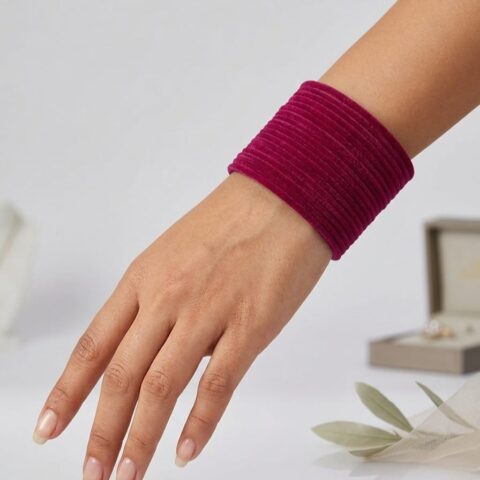 MAROON VALVET METAL 3DARJAN SET BANGLES
